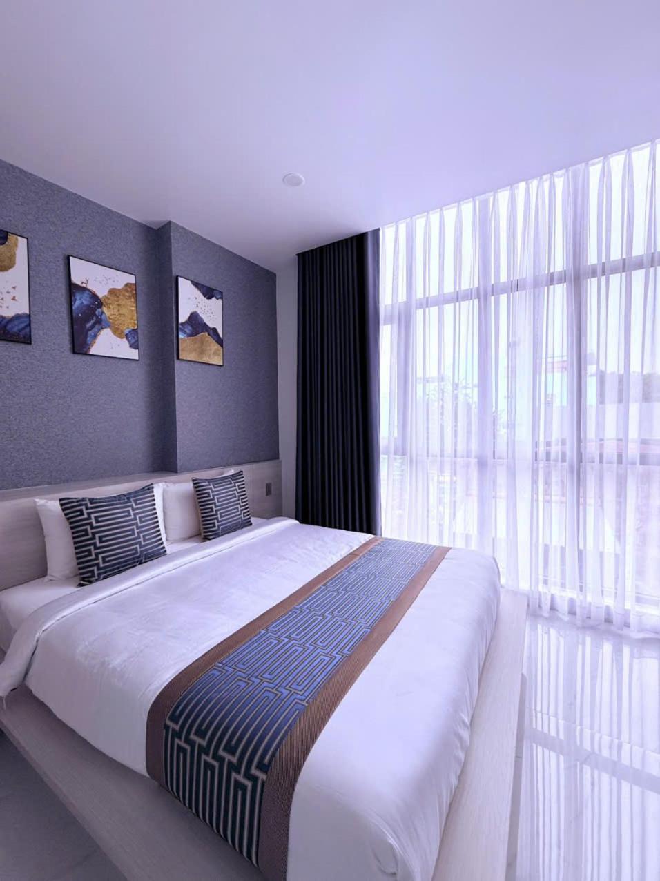 The Luxury Hotel Ho Chi Minh City