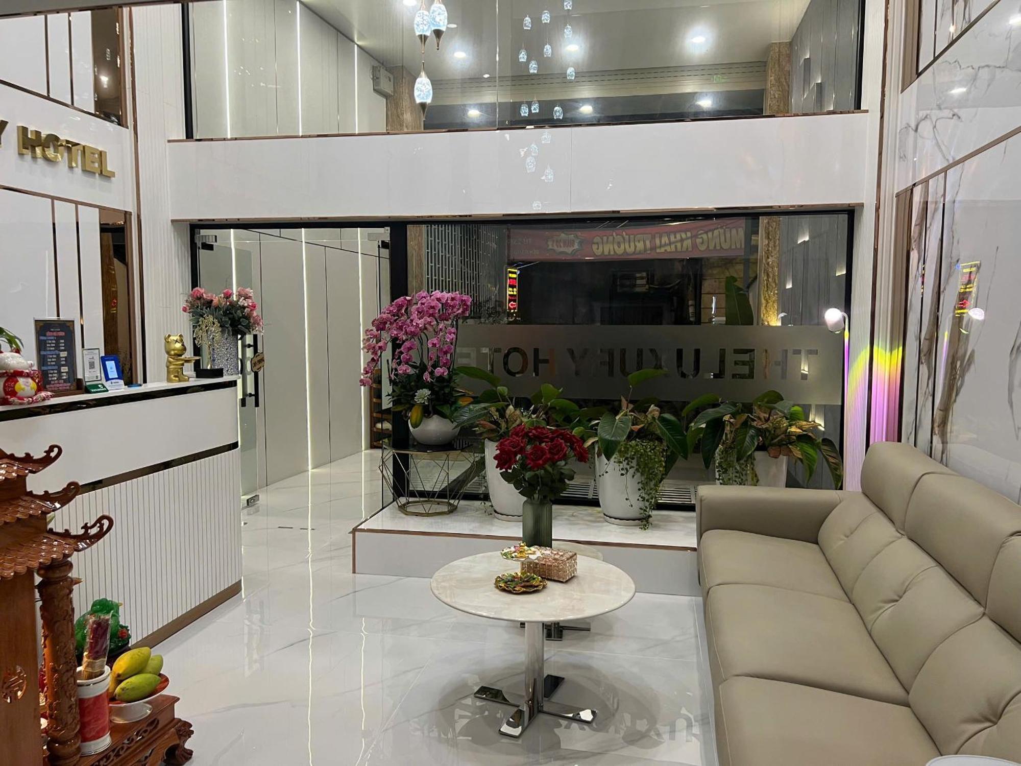 Hotel The Luxury Ho Chi Minh City